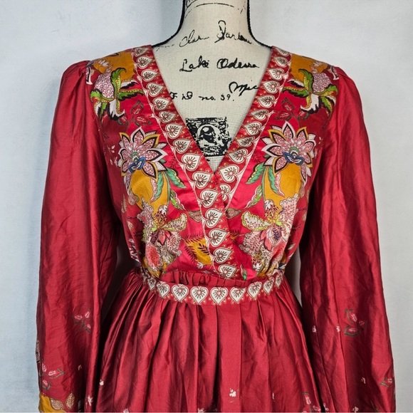 Emma red dress 12 - Picture 3 of 5